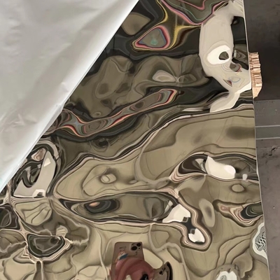 316L Acciaio inossidabile 2000mm Decorazione specchio onde d'acqua Plaka Acqua Rivolte foglio di superficie nera