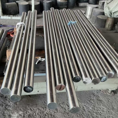 Forgia di barre rotonde di acciaio inossidabile laminate a caldo SUS420J2 30Cr13 Barre rotonde Superficie nera